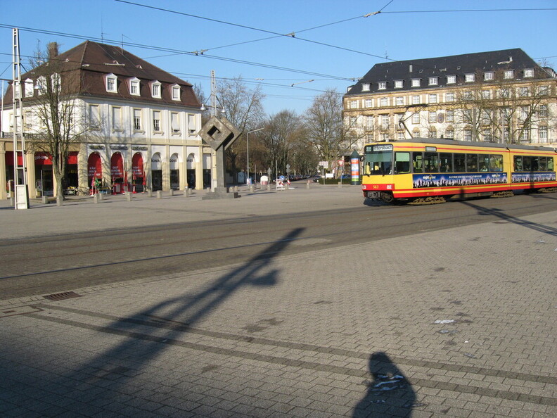 Bahnhofsvorplatz Karlsruhe